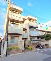 ユニピア甲子園の物件外観写真